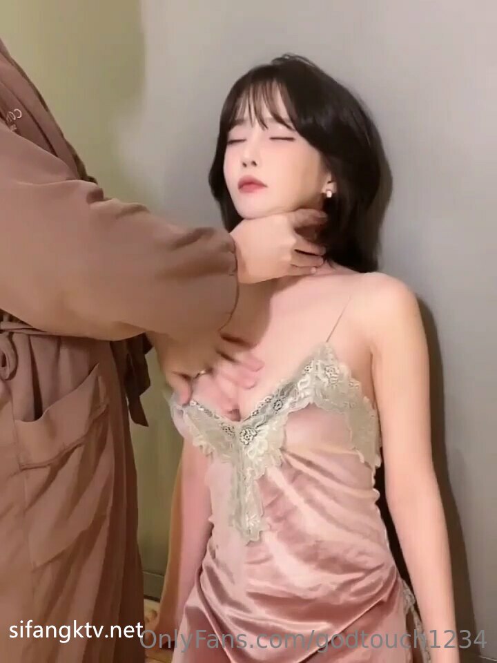 ONEZ-369 性欲を持て余して深夜徘徊中の逆ナンパ痴女娘Vol.001