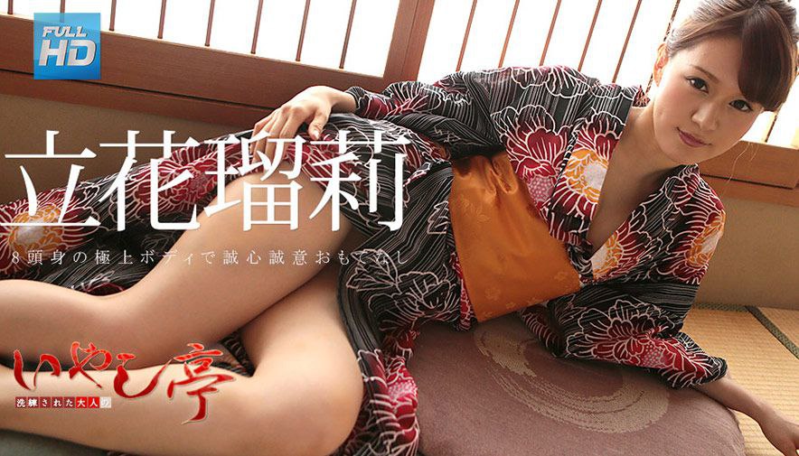 28岁漂亮外围小姐姐 黑丝诱惑 风骚淫荡 小伙花样多各种姿势频繁切换